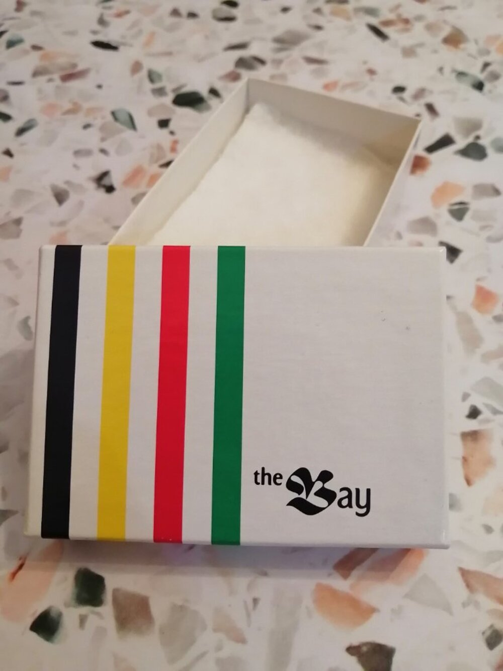🇨🇦 Small Vintage HBC Stripes Box